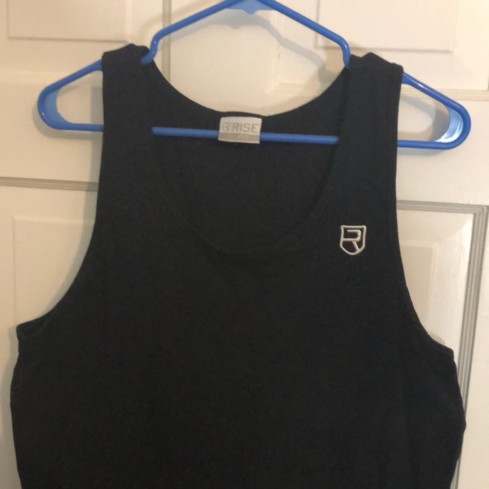 Rise tank top